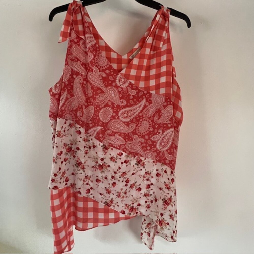 CATO EST. 1946 Womens Layered Top, Sleeveless, Asymmetrical Hem, Size 22/24W